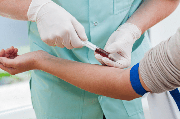 Drawing blood as part of the Bredesen protocol (Recode protocol) testing