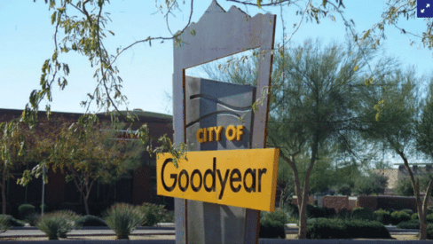 Lots of space to live in Goodyear